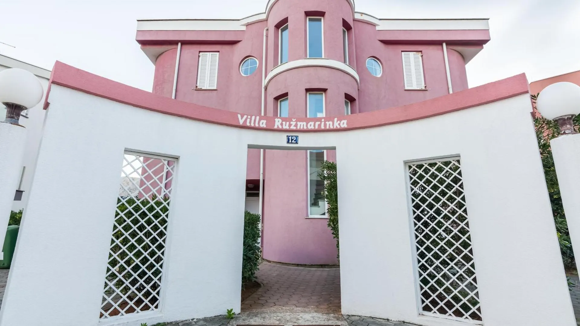 Apartment Ruzmarinka Baška