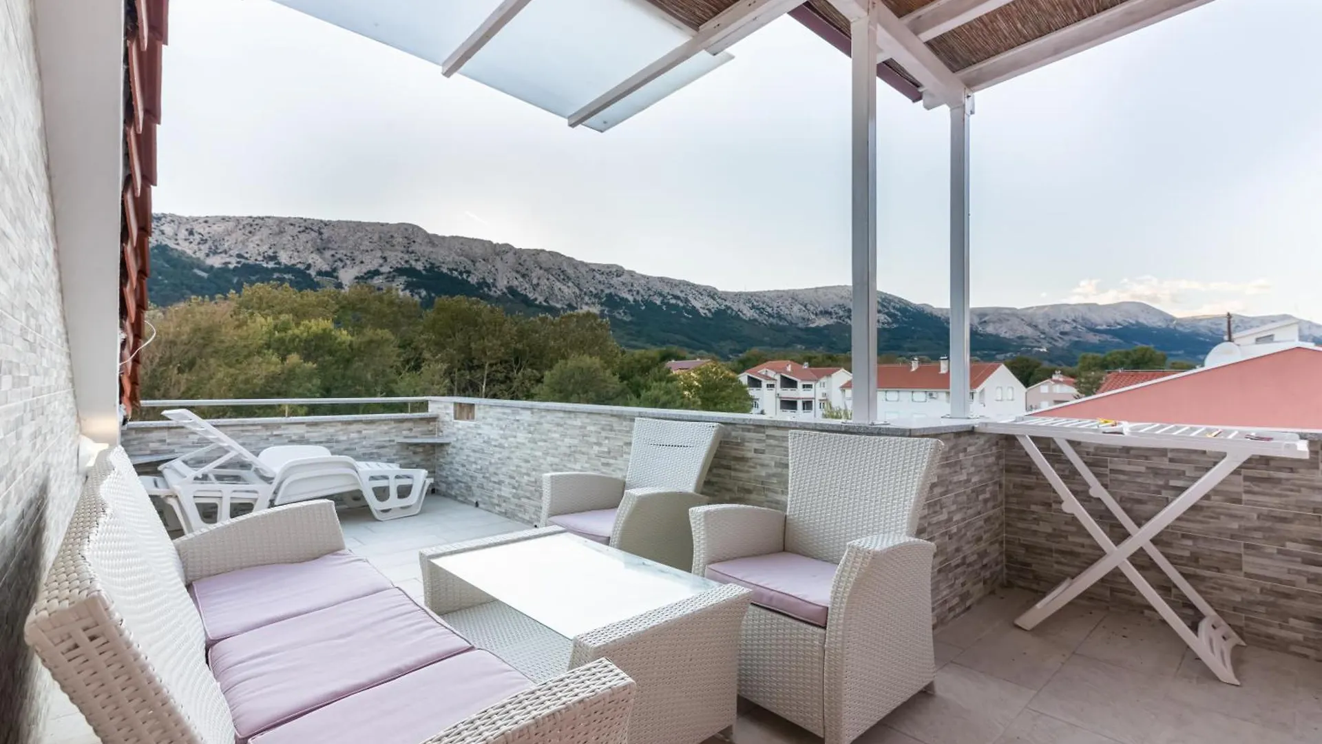 Apartment Ruzmarinka Baska  Baska (Krk)