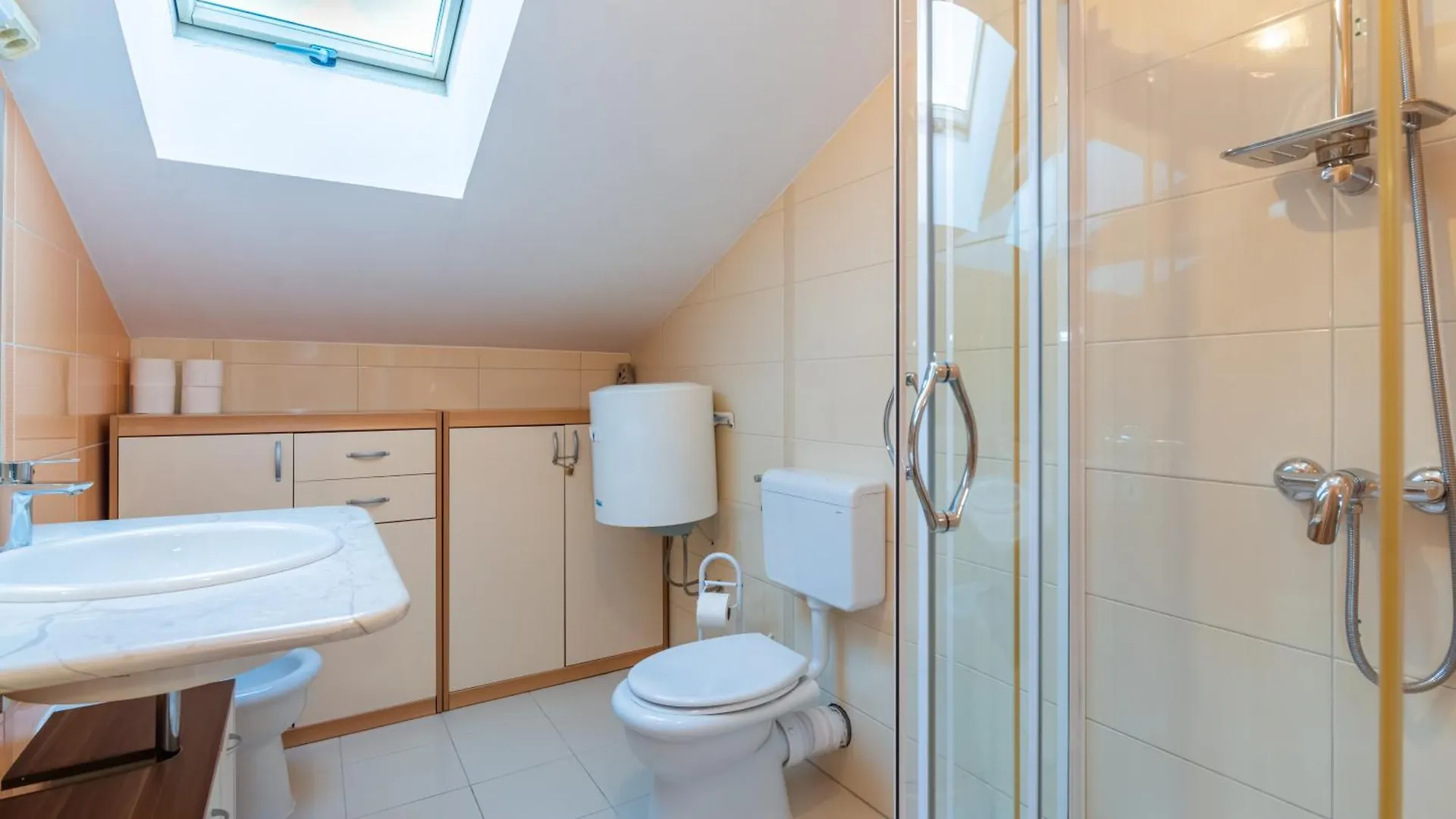 Apartment Ruzmarinka Baska   Baska (Krk)